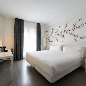 Hesperia Ramblas Hotel