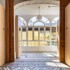 The Loft House Ostello